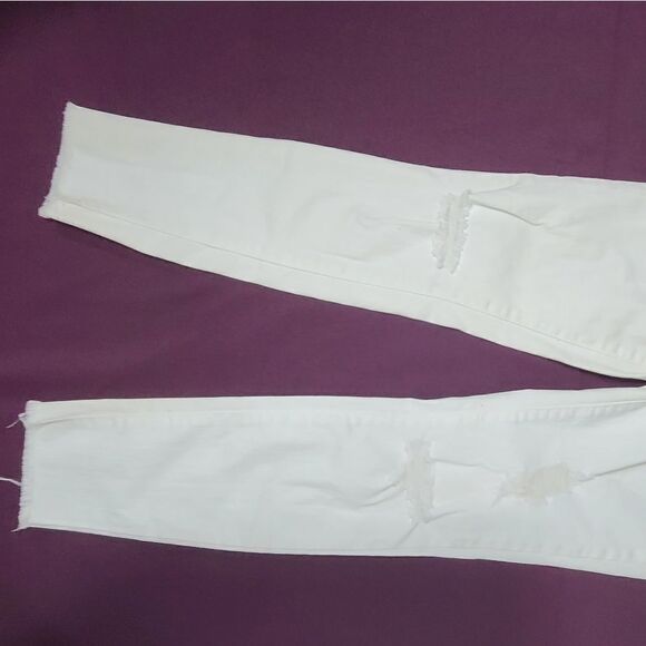 Love fire white destressed fray hem jeans size 7 - Picture 7 of 7